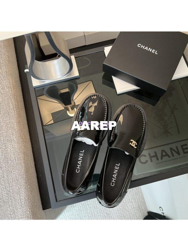 Replica Chanel 24P Mocassins Glossy Calfskin G45882 Black 5