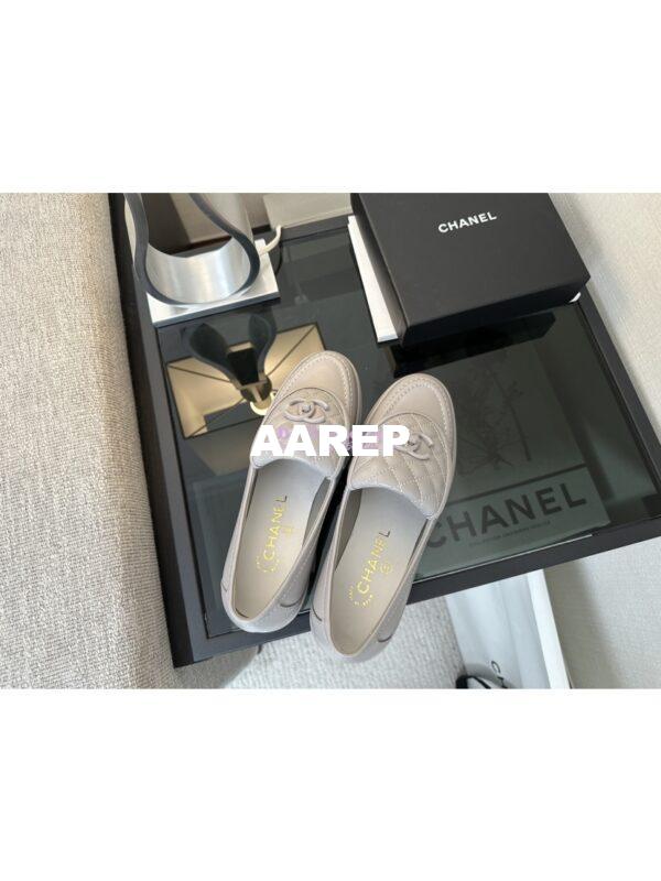 Replica Chanel 24A Twist Lock CC Lambskin Loafers G36646 Grey 6