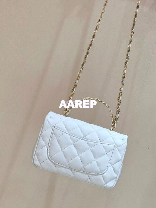 Replica Chanel Shiny Lambskin Small Flap Bag with Top Handle AS4023 White 9