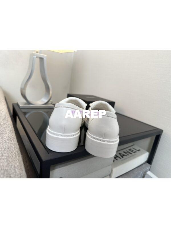 Replica Chanel 24A Twist Lock CC Lambskin Loafers G36646 White 7