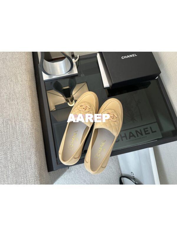 Replica Chanel 24A Twist Lock CC Lambskin Loafers G36646 Beige 6