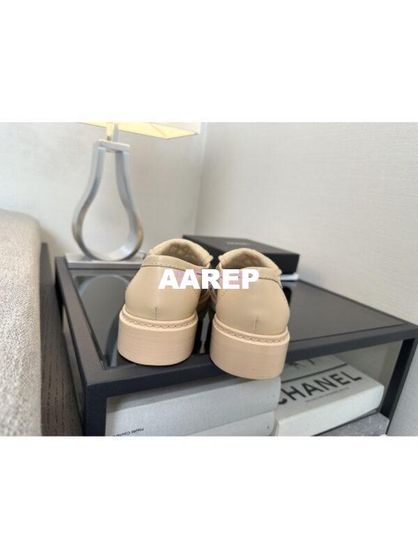 Replica Chanel 24A Twist Lock CC Lambskin Loafers G36646 Beige 8