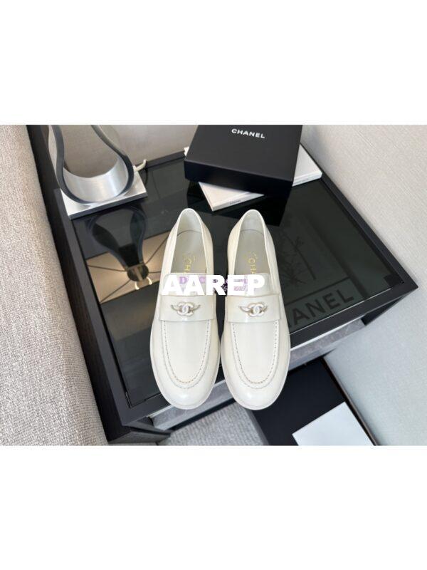 Replica Chanel 24P Imported Brushed Calfskin Loafer Moccasins G45504 White