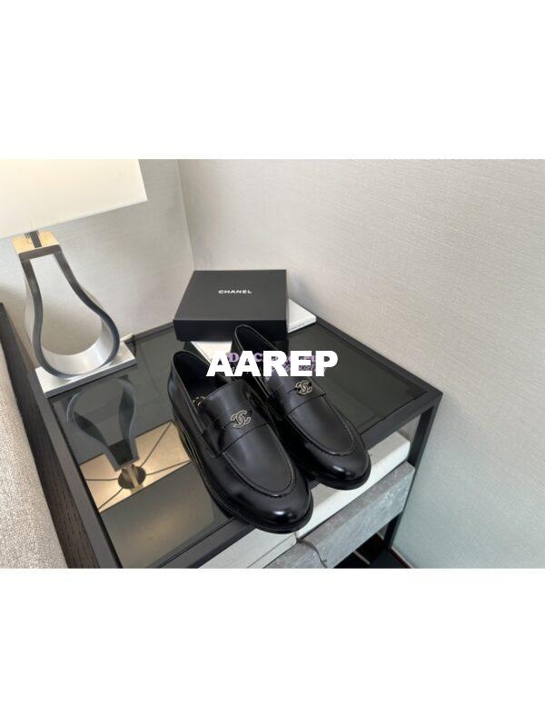 Replica Chanel 24P Imported Brushed Calfskin Loafer Moccasins G45504 Black 2