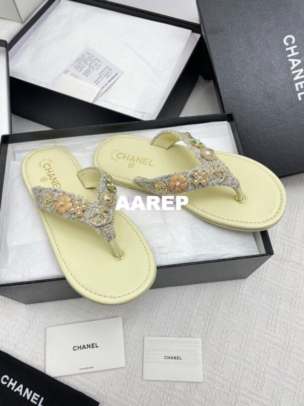 Replica Chanel SS25 Thongs in Tweed & Metal G46304 5