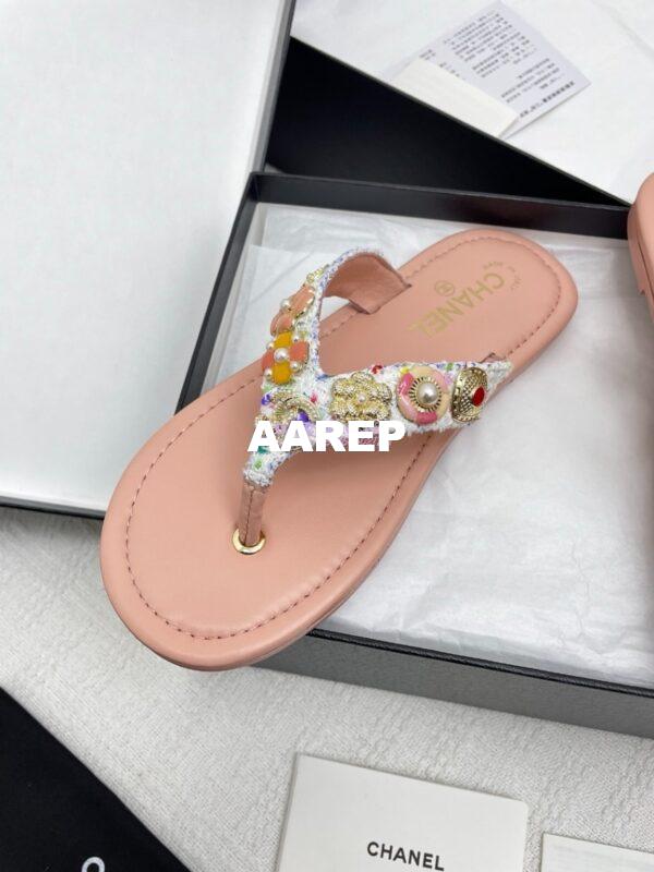 Replica Chanel SS25 Thongs in Tweed & Metal G46304 21