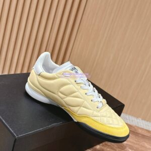 Replica Chanel SS25 Shiny Calfskin, Calfskin & Suede Calfskin Trainers G45839 Yellow 2