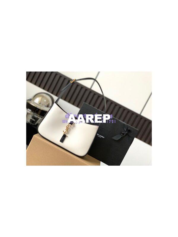 Replica YSL Saint Laurent Le 5 à 7 hobo bag in Black White calfskin Smooth leather 4