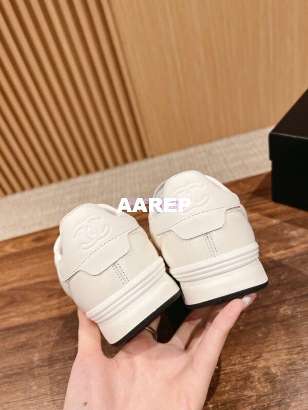 Replica Chanel SS25 Shiny Calfskin, Calfskin & Suede Calfskin Trainers G45839 White 8