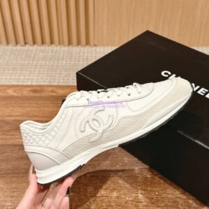 Replica Chanel SS25 Calfskin & Suede Calfskin Trainers G46372 White