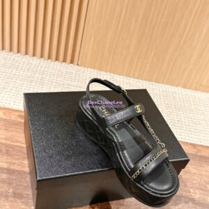 Replica Chanel SS25 Platform Chain Sandals in Quilted Lambskin G46300 2