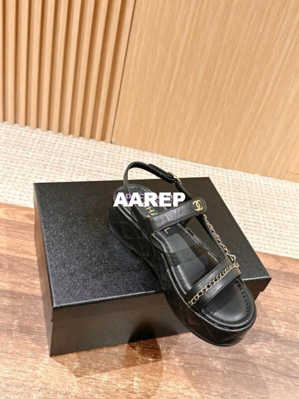 Replica Chanel SS25 Platform Chain Sandals in Quilted Lambskin G46300 4