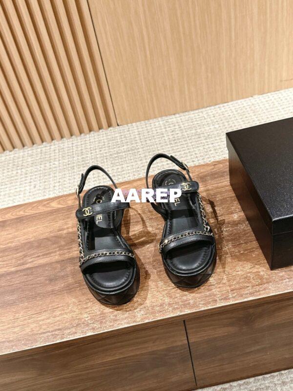 Replica Chanel SS25 Platform Chain Sandals in Quilted Lambskin G46300 5