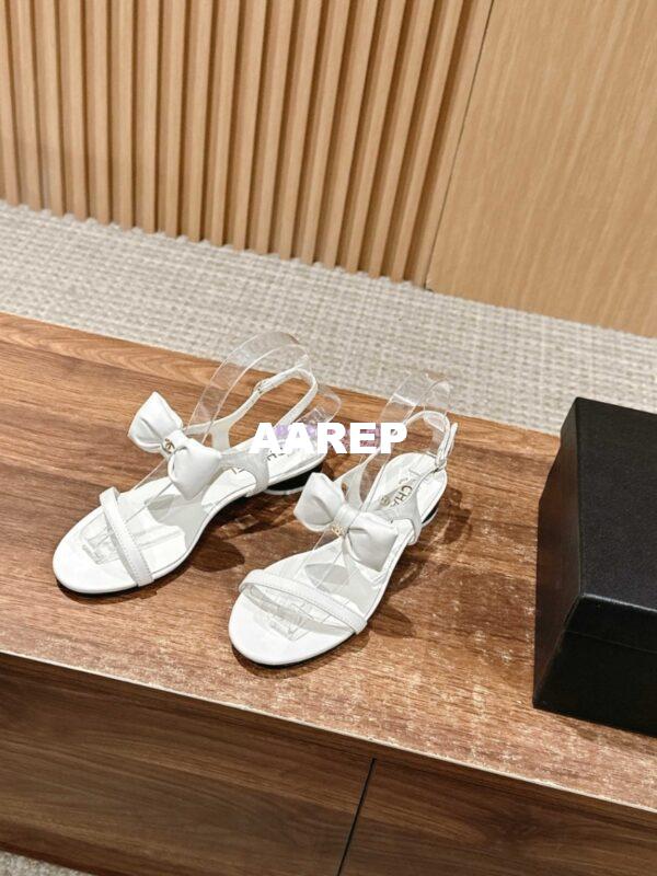 Replica Chanel SS25 Lambskin Sandals 25mm G46193 White 5
