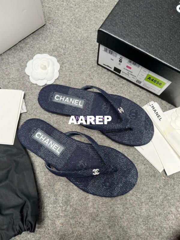 Replica Chanel SS25 Silk Lurex Thongs G46205 4