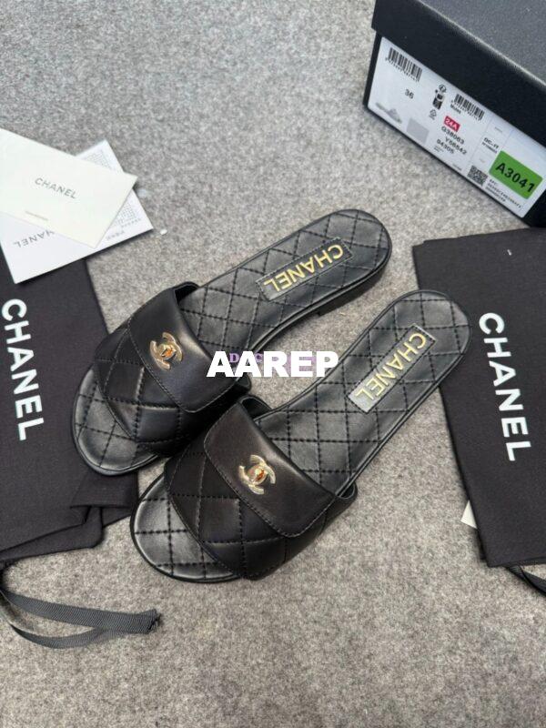 Replica Chanel 25P CC Turnlock Lambskin Slides G38232 Black 6