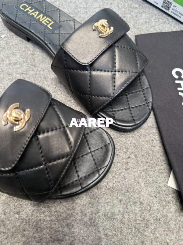 Replica Chanel 25P CC Turnlock Lambskin Slides G38232 Black 8
