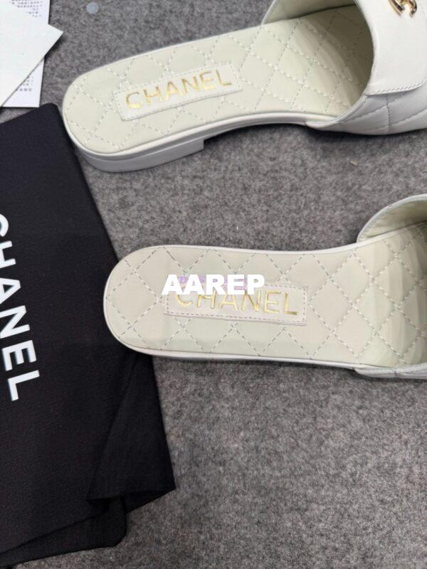 Replica Chanel 25P CC Turnlock Lambskin Slides G38232 White 9