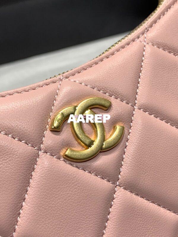 Replica Chanel Hobo Handbag Lambskin AS4220 Light Pink 5