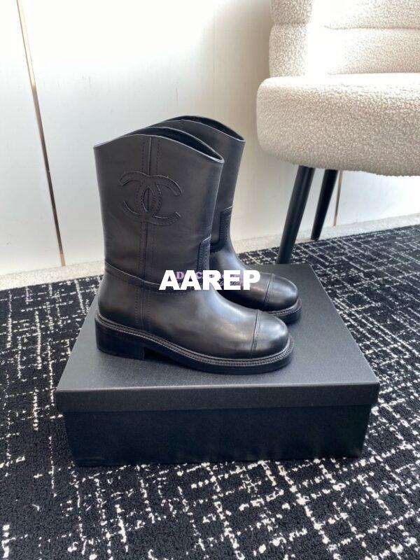 Replica Chanel 24A calfskin Boots G45432 black
