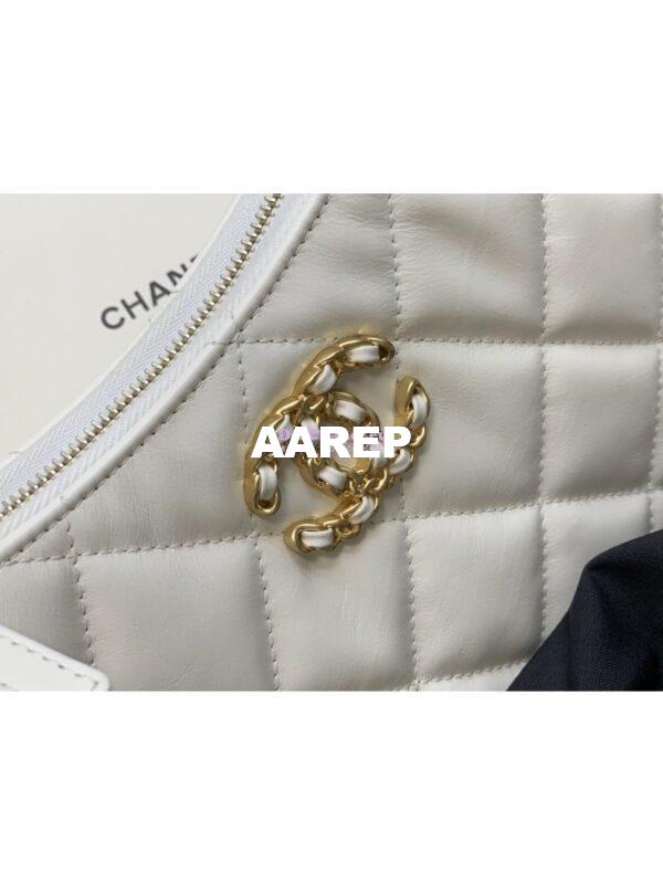 Replica Chanel 23K New Hobo Bag Lambskin Gold Hardware AS4422 White 9