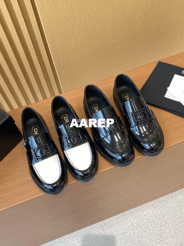 Replica Chanel CC Black Metal Moccasins in Calfskin G45156 Black