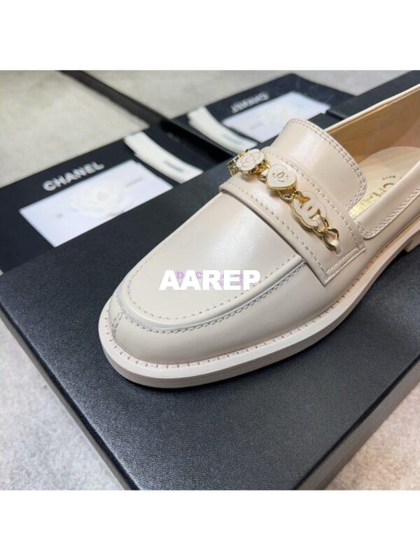 Replica Chanel 24P Moccasins Calfskin & Metal G45785 Creme 6
