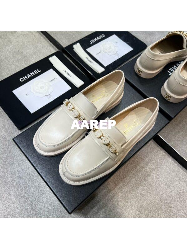 Replica Chanel 24P Moccasins Calfskin & Metal G45785 Creme 9
