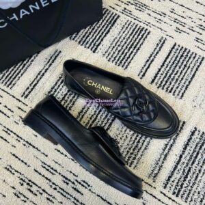 Replica Chanel 24A Twist Lock CC Lambskin Loafers G36646 All Black 2