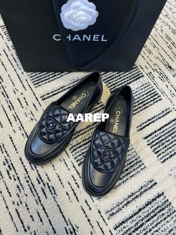 Replica Chanel 24A Twist Lock CC Lambskin Loafers G36646 All Black 5