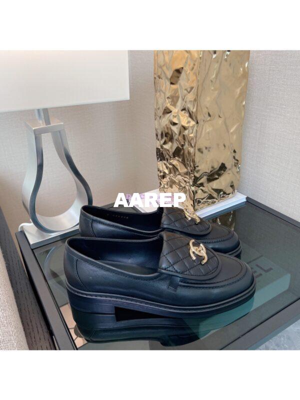 Replica Chanel 24A Twist Lock CC Lambskin Loafers G36646 Black 6