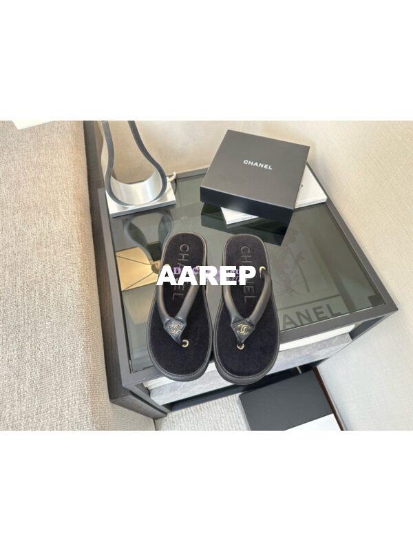 Replica Chanel 24C Thong Sandals G45517 black 3