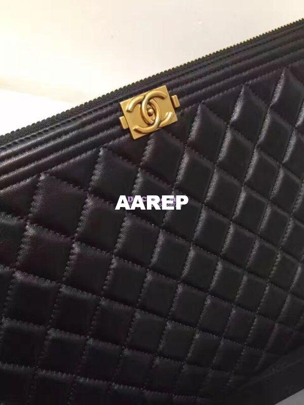 Replica Chanel Le Boy O Case 2