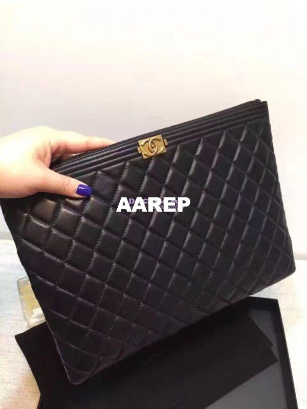 Replica Chanel Le Boy O Case 4