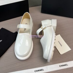 Replica Chanel 23B Luxe Mary Jane Ballet Shoes in Patent Leather G45146 White 2