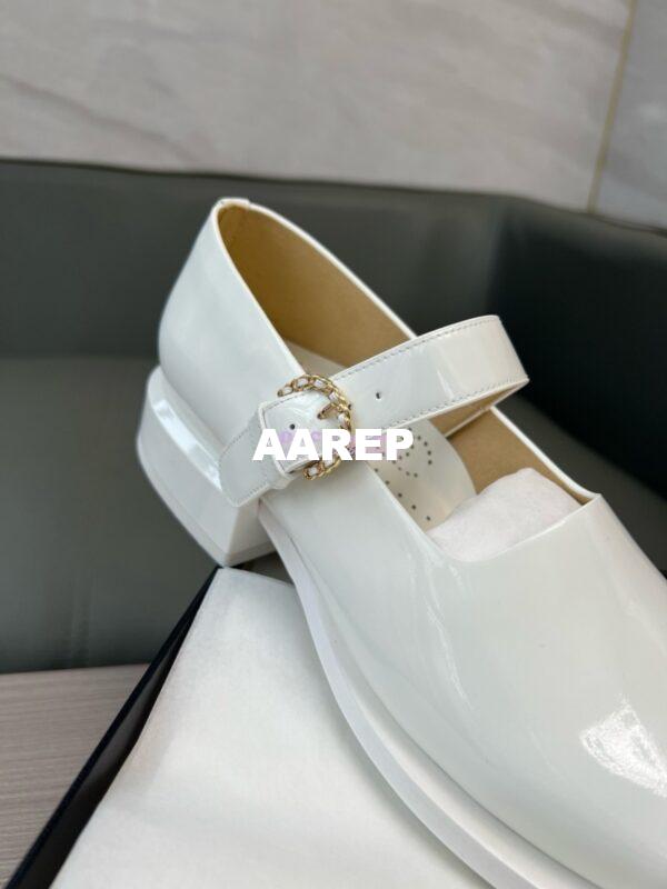 Replica Chanel 23B Luxe Mary Jane Ballet Shoes in Patent Leather G45146 White 9