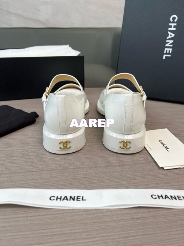 Replica Chanel 23B Luxe Mary Jane Ballet Shoes in Patent Leather G45146 White 11