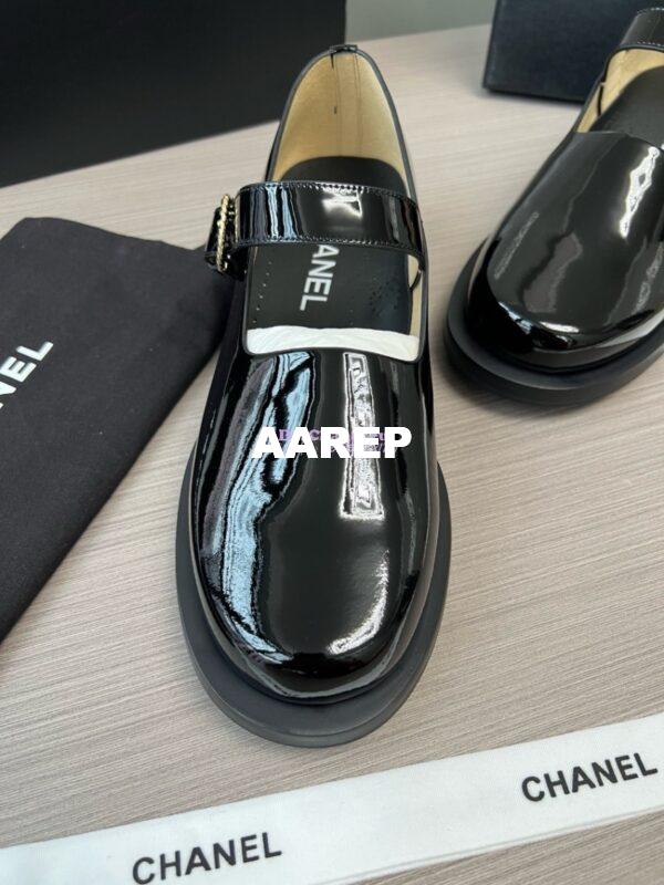 Replica Chanel 23B Luxe Mary Jane Ballet Shoes in Patent Leather G45146 Black 5