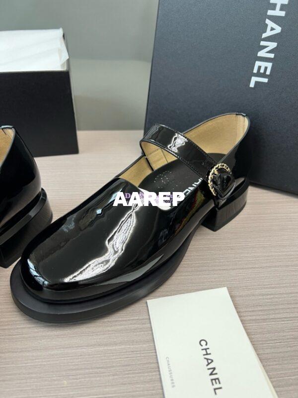 Replica Chanel 23B Luxe Mary Jane Ballet Shoes in Patent Leather G45146 Black 6