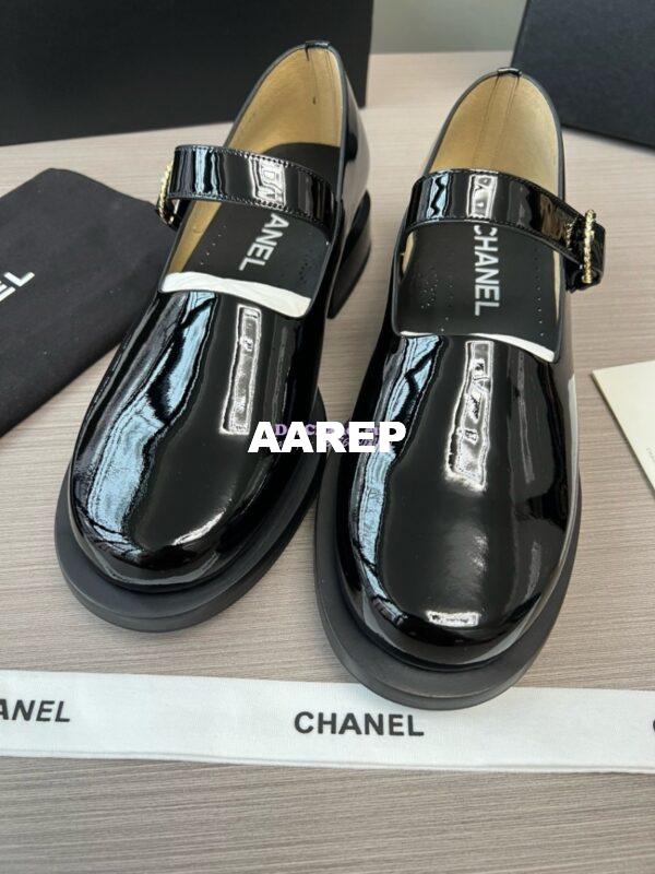 Replica Chanel 23B Luxe Mary Jane Ballet Shoes in Patent Leather G45146 Black 9