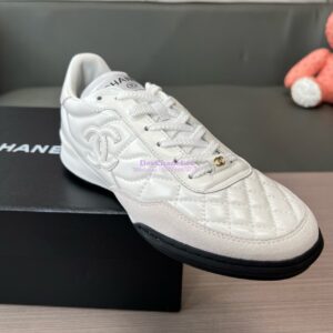 Replica Chanel 24P Sneakers Calfskin & Suede Calfskin G40178 White