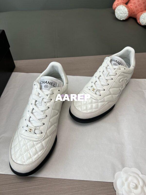 Replica Chanel 24P Sneakers Calfskin & Suede Calfskin G40178 White 4