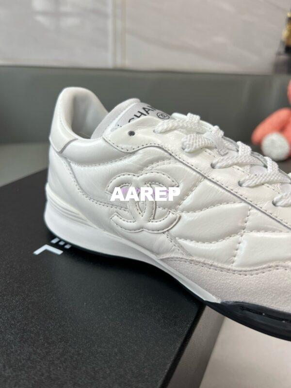 Replica Chanel 24P Sneakers Calfskin & Suede Calfskin G40178 White 9