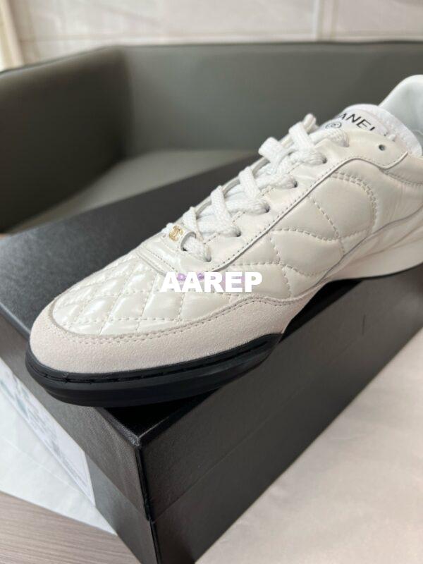 Replica Chanel 24P Sneakers Calfskin & Suede Calfskin G40178 White 12