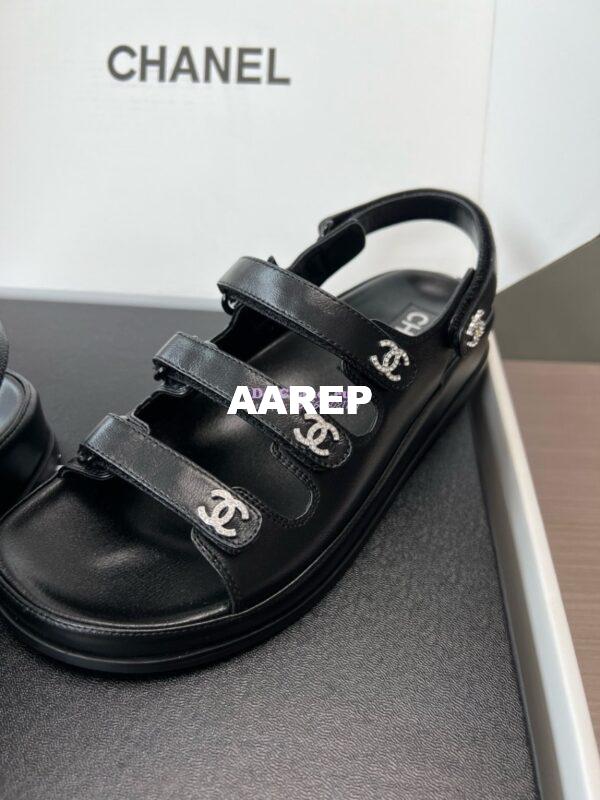 Replica Chanel Luxe 24SS Imported Shiny Lambskin Sandals G45628 Black 10