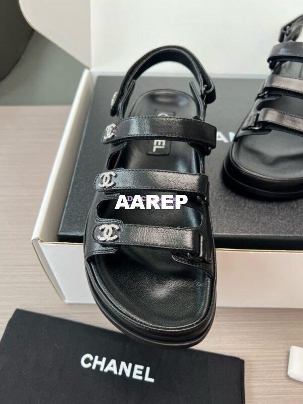 Replica Chanel Luxe 24SS Imported Shiny Lambskin Sandals G45628 Black 11