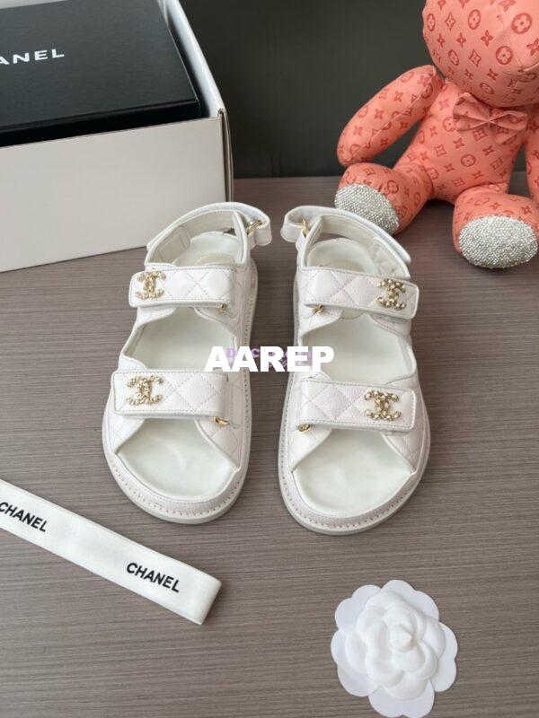 Replica Chanel Luxe CC Caviar Sandals G35927 White 2