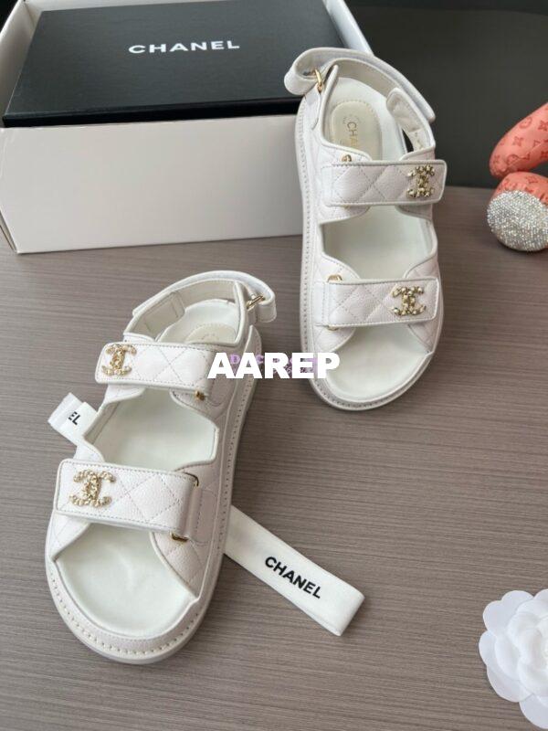 Replica Chanel Luxe CC Caviar Sandals G35927 White 7