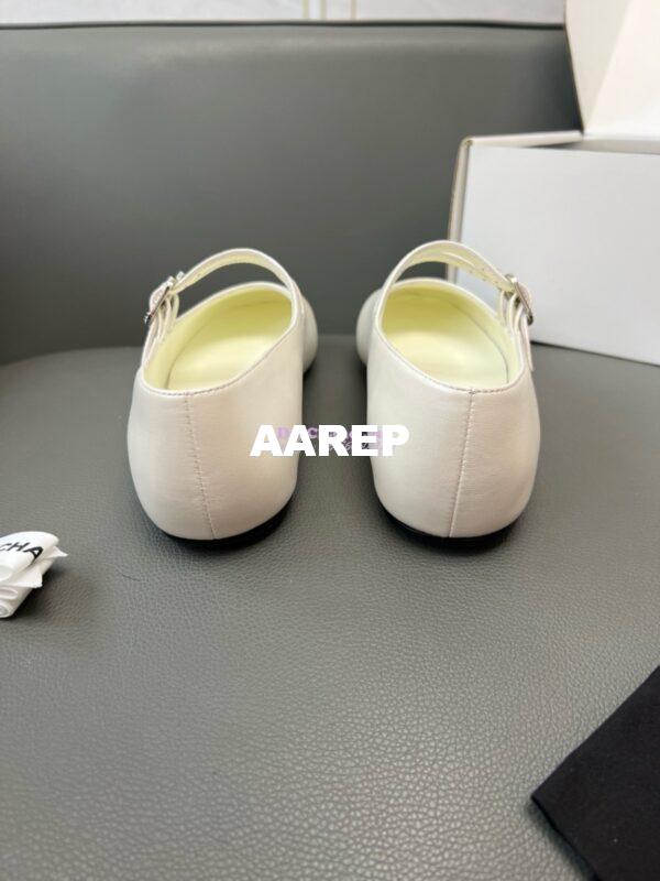 Replica Chanel High-End 24SS Mary Janes Lambskin & Grosgrain G45697 White 19
