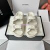 Replica Chanel High-End 24SS Leather Flats Lambskin Sandals G45507 Black 2